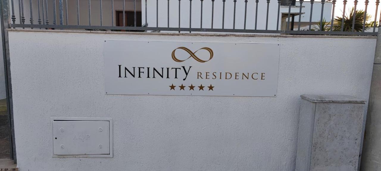 Infinity Residence Con Parcheggio Порто-Чезарео Екстер'єр фото