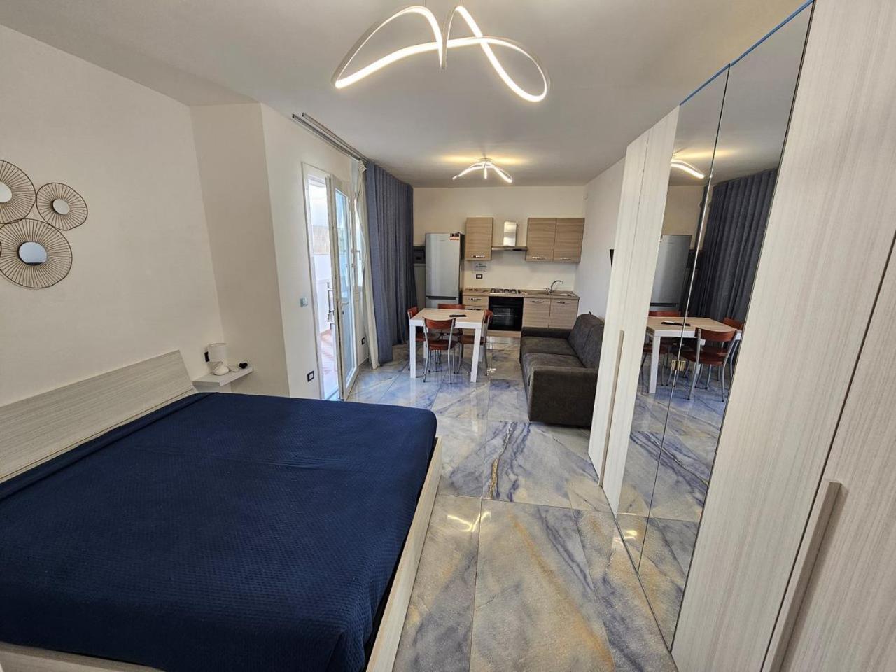 Infinity Residence Con Parcheggio Порто-Чезарео Екстер'єр фото