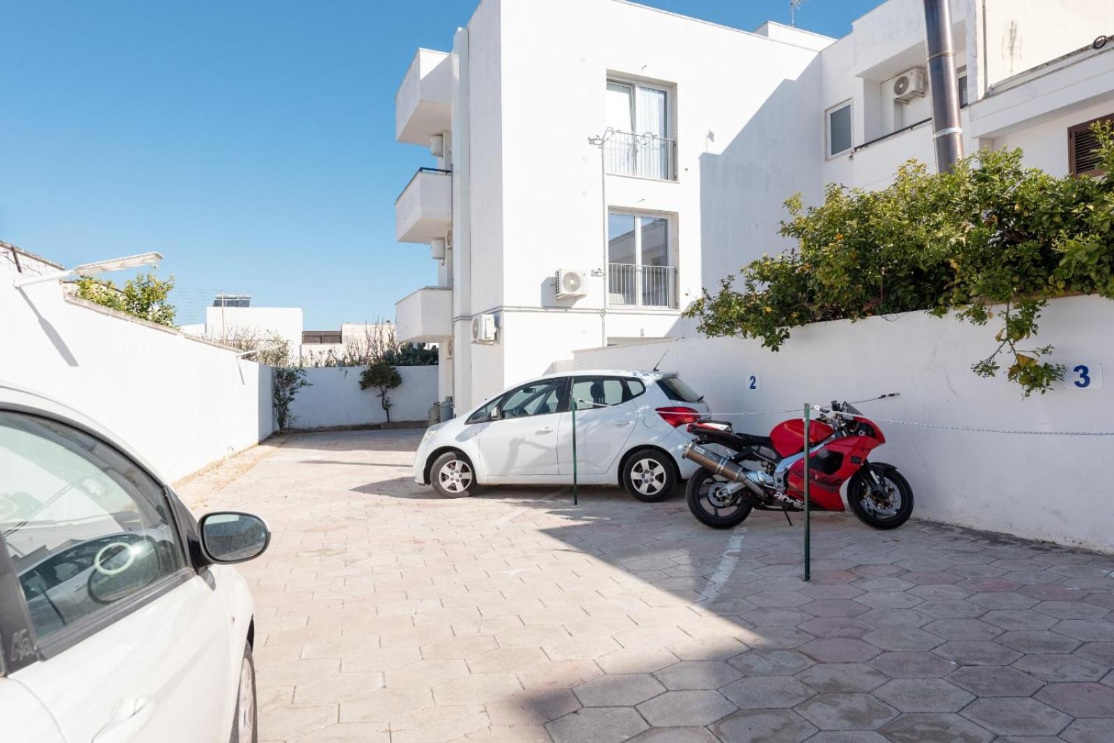 Infinity Residence Con Parcheggio Порто-Чезарео Екстер'єр фото
