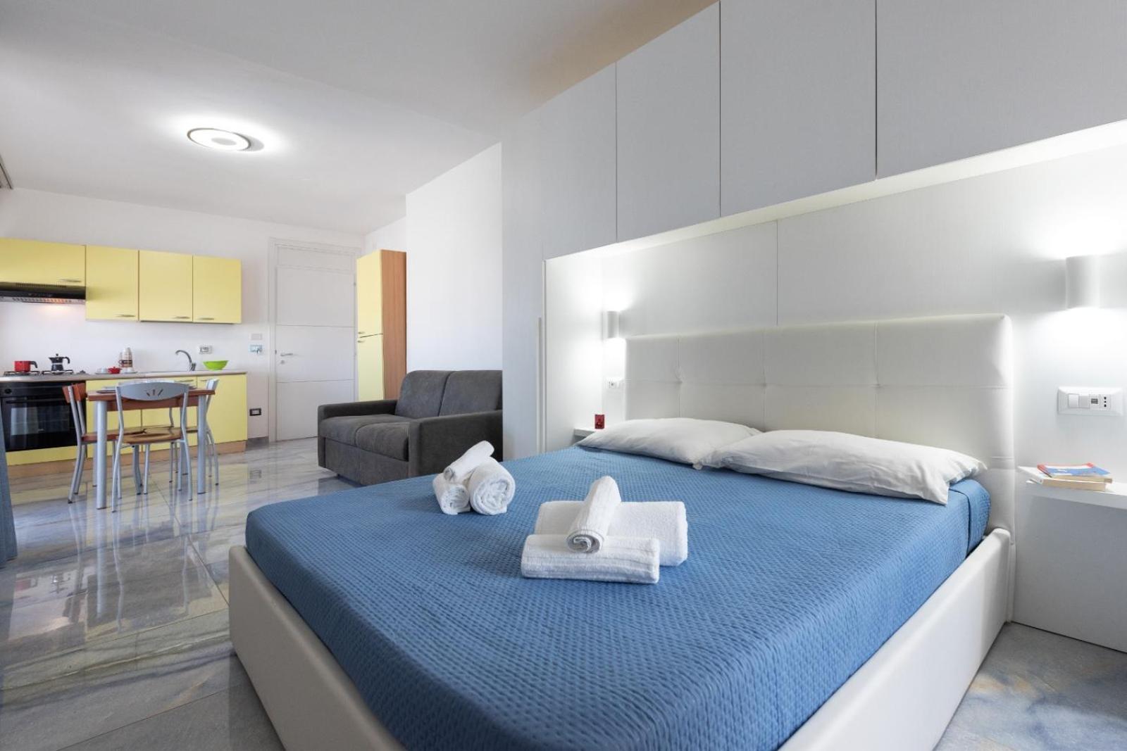 Infinity Residence Con Parcheggio Порто-Чезарео Екстер'єр фото